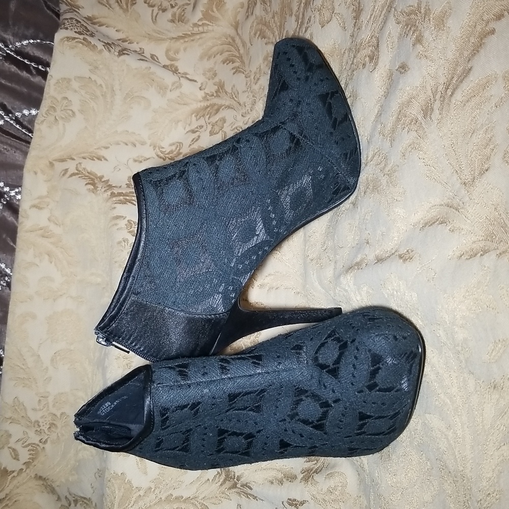 Formal Platform stiletto Lace And Satin Black Women's ankle bootie Heels .